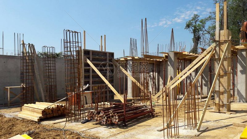 小型假山水池工程报价解析：关键因素与预算考量**